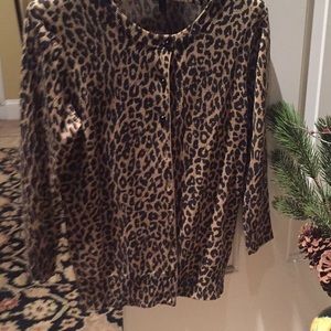Leopard pattern sweater